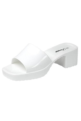 ZOLA SANDALS